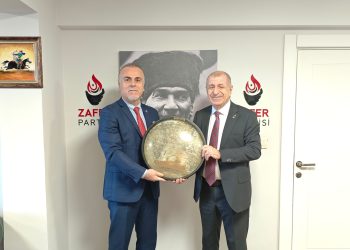 Zafer Partisi Genel Başkanı Sn. ÜMİT ÖZDAĞ’a Ziyaret