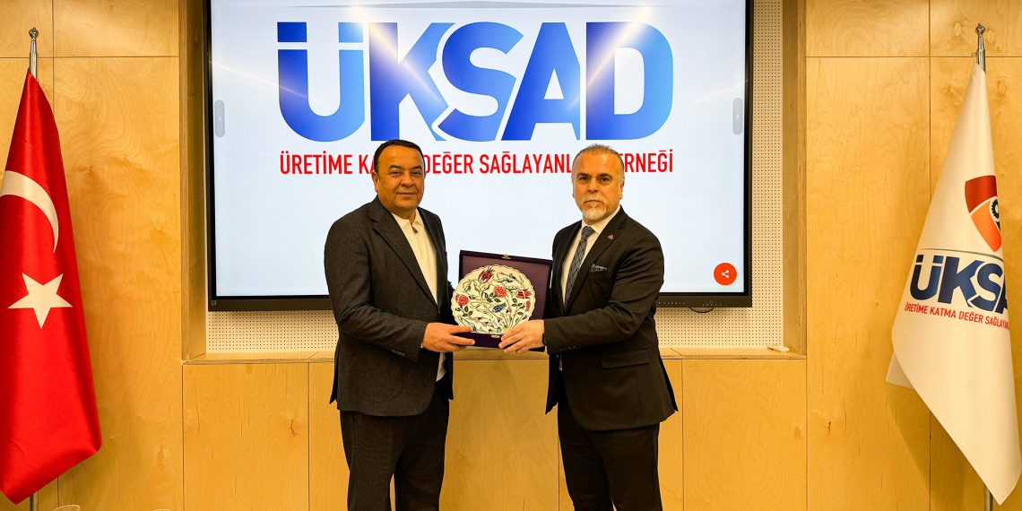 CHP Ankara Milletvekili Sn. ADNAN BEKER’i dernek merkezimizde misafir ettik.