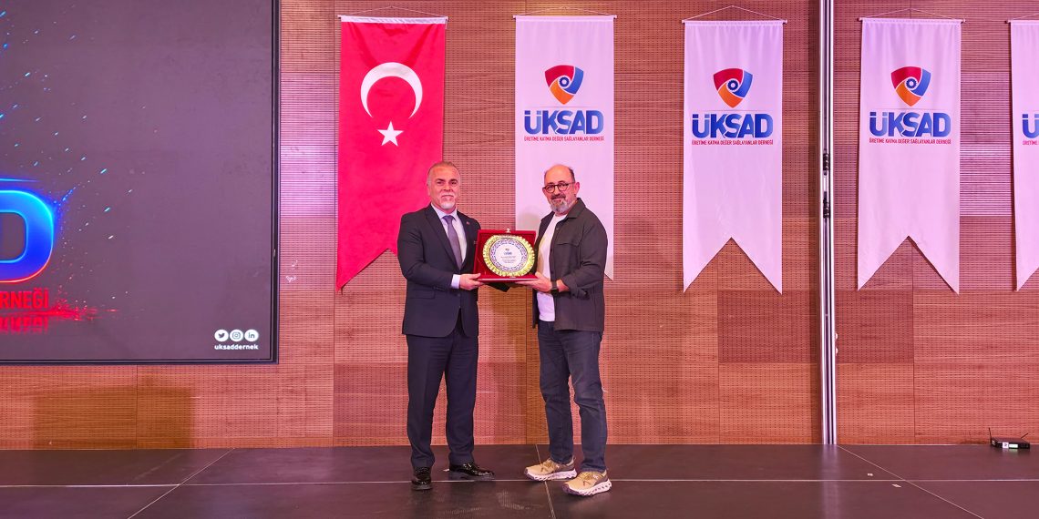 Aylık Olağan Toplantımızda Yazar Sn. Prof. Dr. SİNAN CANAN’ı misafir ettik.